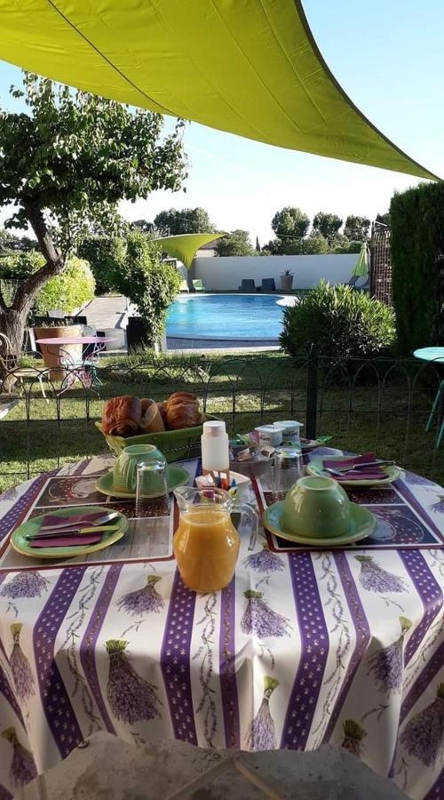 Hotel Font De Lauro Saumane-de-Vaucluse Eksteriør billede